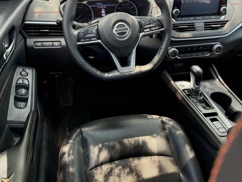 Used 2021 Nissan Altima 2.5 SR AWD/4WD image 5