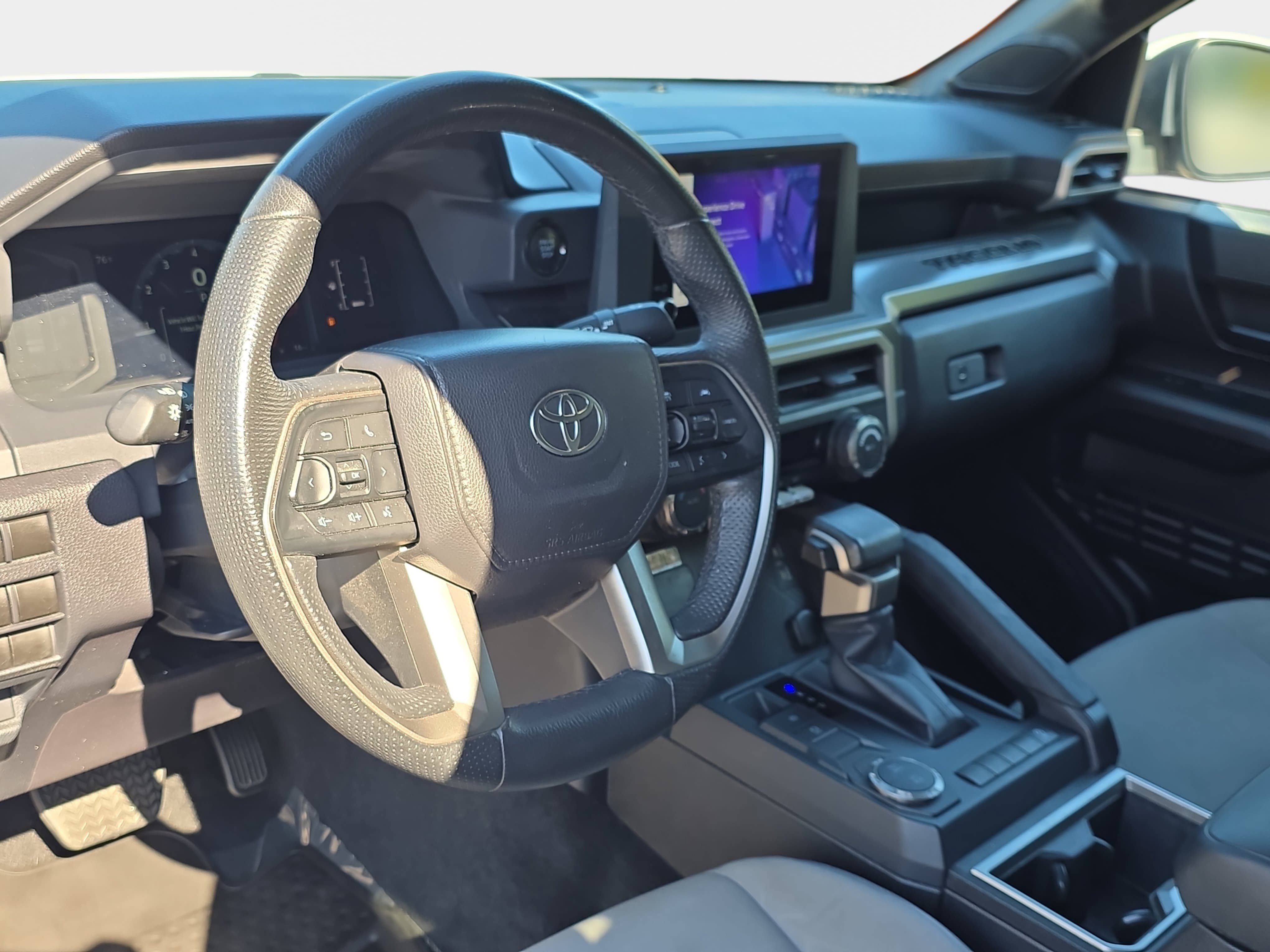 Used 2024 Toyota Tacoma SR5 w/ SR5 Upgrade Package RWD image 13