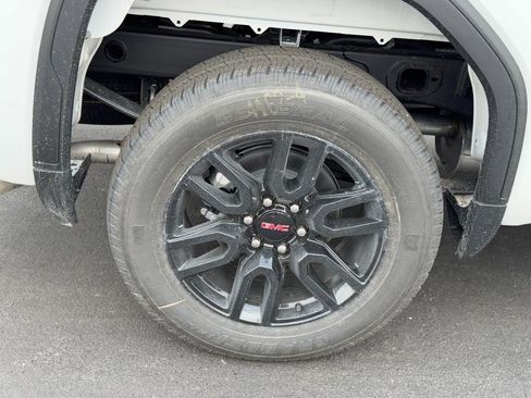 New 2026 GMC Sierra 1500 Elevation image 5
