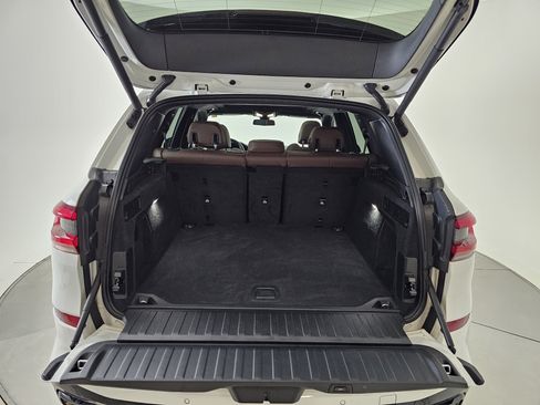 Used 2023 BMW X5 xDrive40i w/ M Sport Package image 21