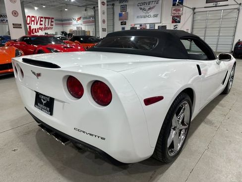 Used 2012 Chevrolet Corvette Convertible w/ 2LT Preferred Equipment Group image 6