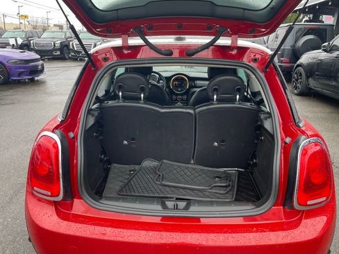 Used 2016 MINI Cooper 2-Door Hardtop image 18