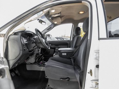 Used 2003 Dodge Ram 2500 Truck SLT image 32