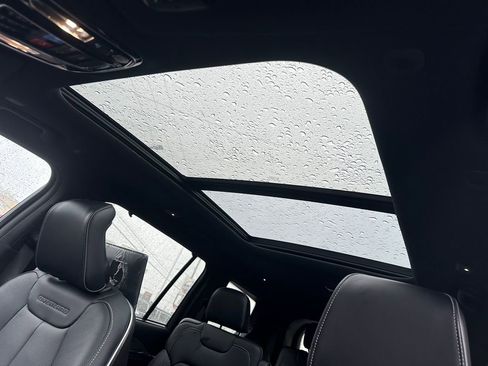 New 2024 Jeep Grand Cherokee L Overland w/ Advanced Protech Group III image 20