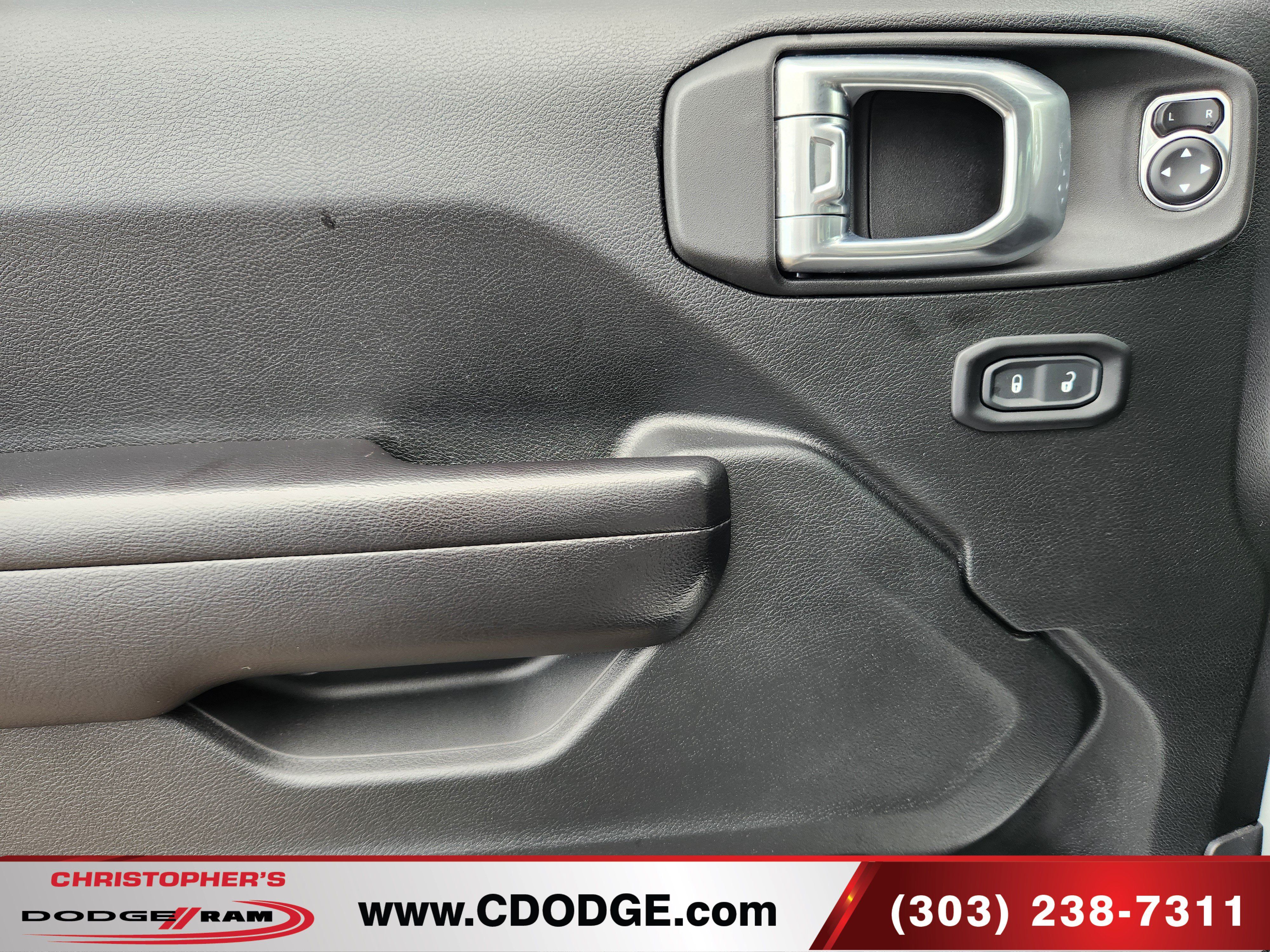 Used 2021 Jeep Wrangler Unlimited Rubicon AWD/4WD image 14