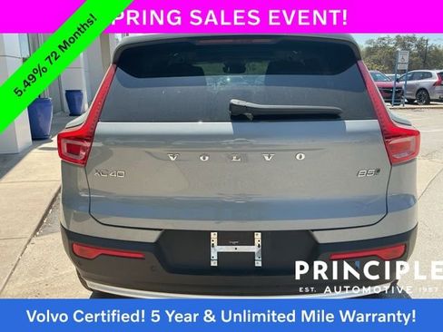 Certified 2025 Volvo XC40 B5 Core AWD/4WD image 13