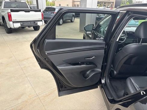 Used 2023 Hyundai Tucson Limited AWD/4WD image 27
