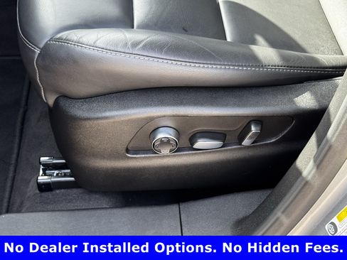 Used 2025 Cadillac XT4 Premium Luxury FWD image 24