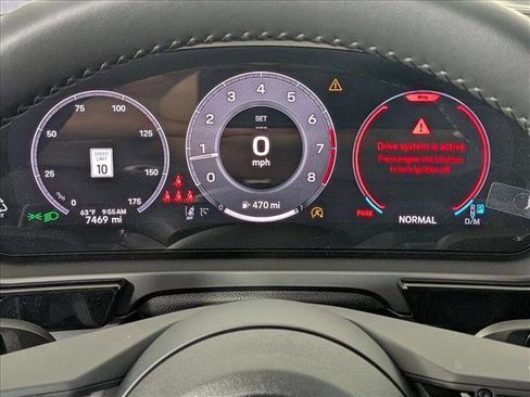 Certified 2025 Porsche Cayenne Coupe AWD/4WD image 16