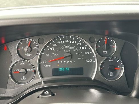 Certified 2024 Chevrolet Express 2500 w/ Driver Convenience Package image 11