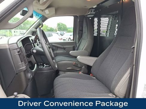 Used 2024 GMC Savana 2500 w/ Driver Convenience Package RWD image 2