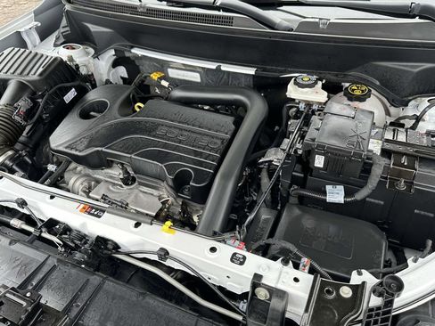 Certified 2023 GMC Terrain SLE image 10