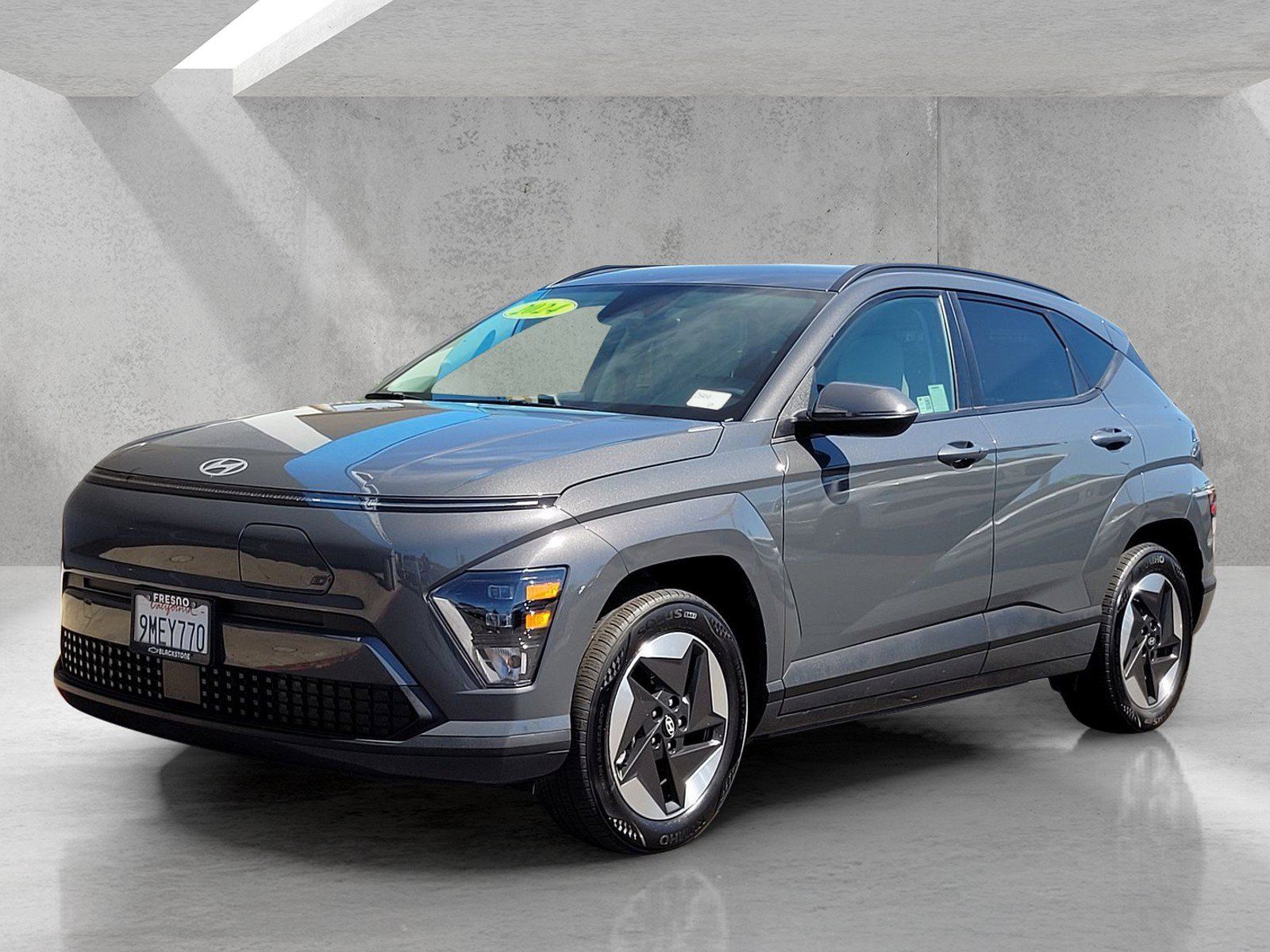 Used 2024 Hyundai Kona SEL FWD image 9
