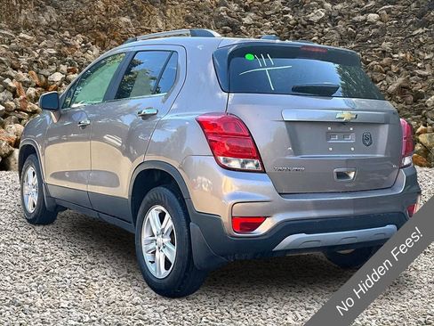Used 2018 Chevrolet Trax LT w/ LT Convenience Package AWD/4WD image 9