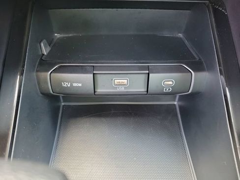 Used 2025 Kia Telluride LX FWD image 24