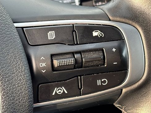 Used 2023 Kia Sportage EX image 25