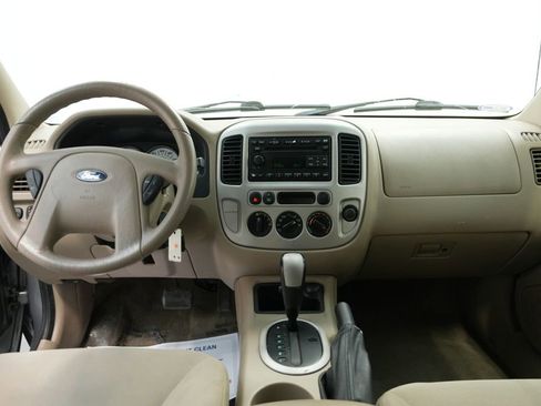 Used 2007 Ford Escape XLT image 26