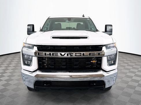 Used 2022 Chevrolet Silverado 2500 LT w/ Fleet Comfort Package AWD/4WD image 2