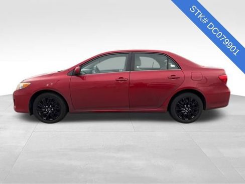 Used 2013 Toyota Corolla LE image 4