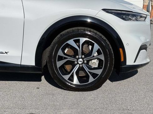 Certified 2023 Ford Mustang Mach-E Premium AWD/4WD image 8
