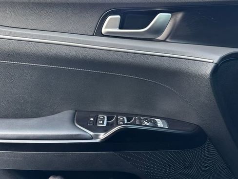 Used 2024 Kia K5 GT-Line w/ GT-Line Premium Package image 11