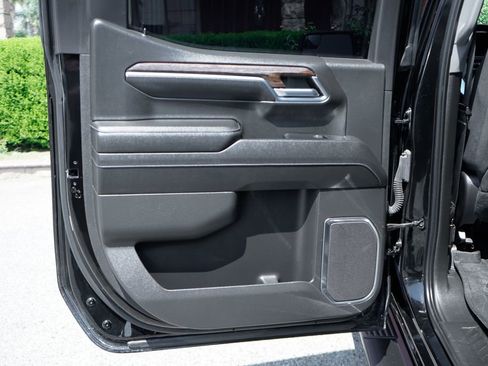 Used 2023 GMC Sierra 1500 Elevation w/ LPO, Elevation Black Package image 32