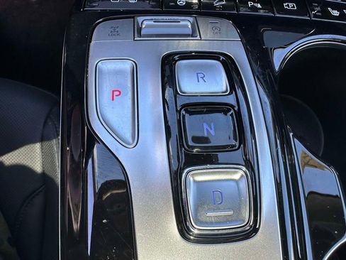 Certified 2023 Hyundai Tucson Limited AWD/4WD image 29