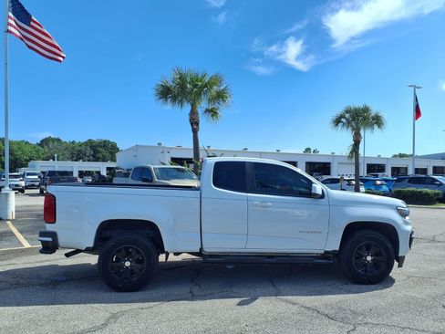 Used 2022 Chevrolet Colorado LT w/ Fleet Safety Package RWD image 21