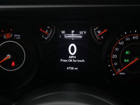 Used 2024 Jeep Wrangler Sport S image 28