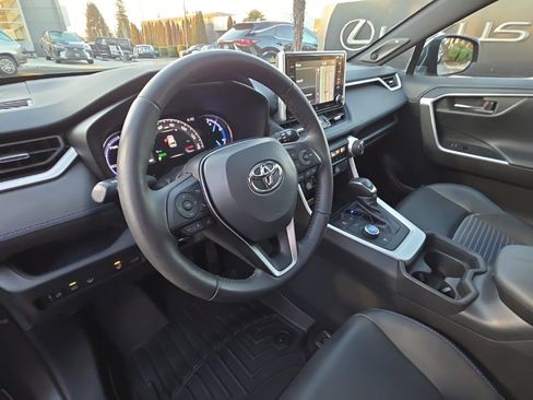 Used 2020 Toyota RAV4 XSE image 12