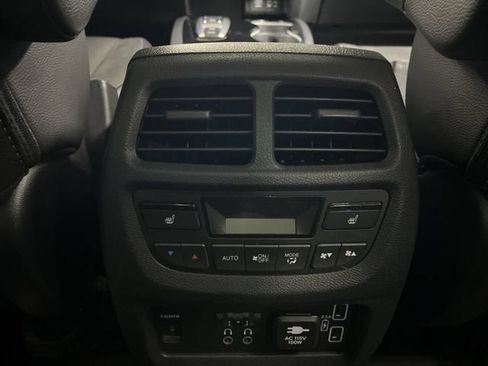 Used 2020 Honda Pilot Elite image 22