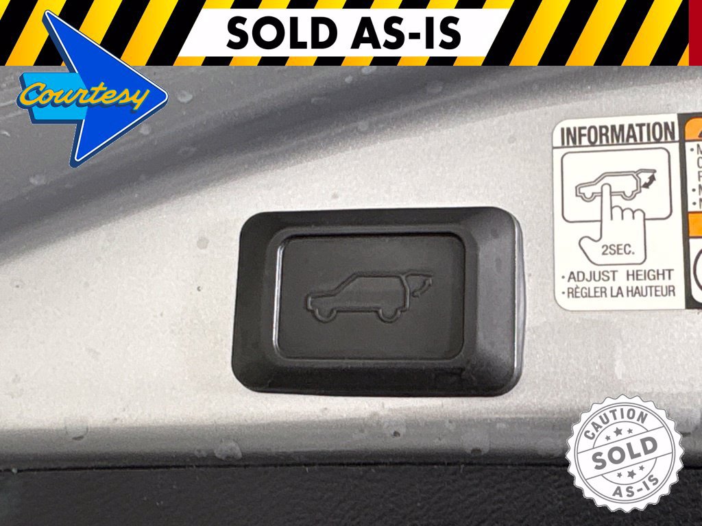 Used 2017 Toyota RAV4 XLE w/ Carpet Mat Package AWD/4WD image 19