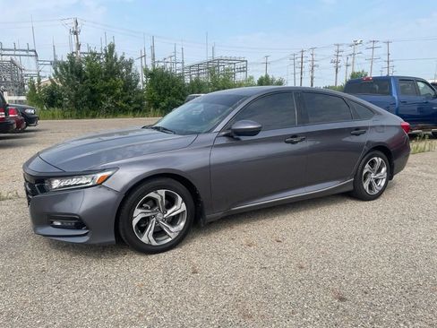 Used 2018 Honda Accord EX-L image 7
