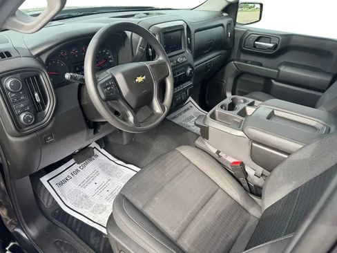 Used 2023 Chevrolet Silverado 1500 Custom w/ LPO, Dark Essentials Package AWD/4WD image 10
