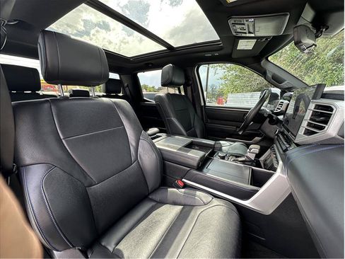 Used 2023 Toyota Tundra Platinum AWD/4WD image 4