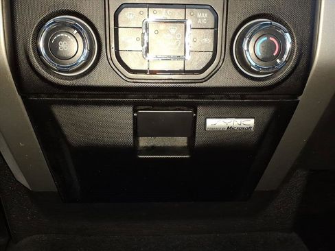 Used 2013 Ford F150 XLT w/ Luxury Equipment Group image 16