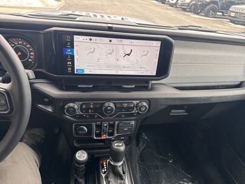 Certified 2025 Jeep Wrangler Unlimited Sport AWD/4WD image 24