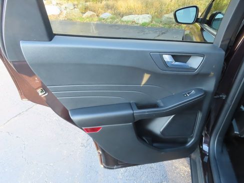 Used 2023 Ford Escape ST-Line Elite image 35