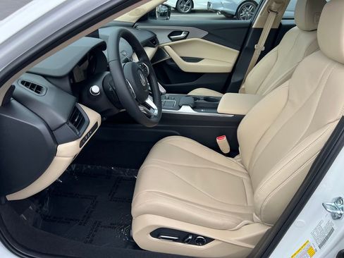 Certified 2025 Acura TLX w/ Technology Package image 13