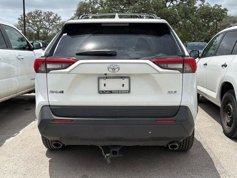 Used 2024 Toyota RAV4 XLE FWD image 6