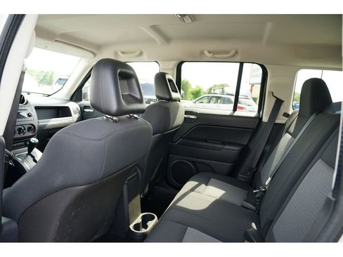 Used 2009 Jeep Patriot Sport image 17