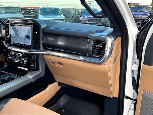 Used 2021 Ford F150 Lariat w/ Equipment Group 502A High image 19