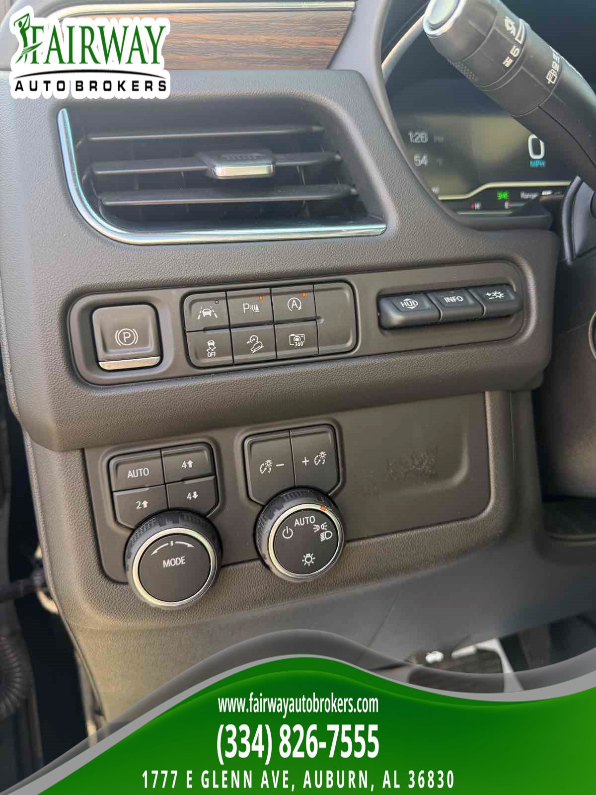 Used 2023 Chevrolet Suburban High Country AWD/4WD image 11