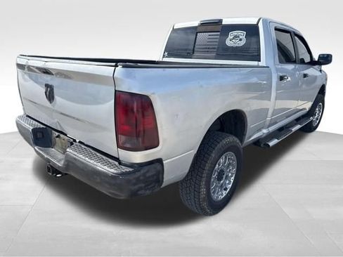 Used 2016 RAM 2500 SLT image 5