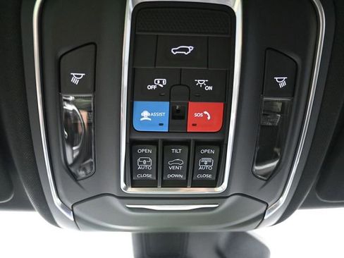 New 2026 Jeep Grand Cherokee L Limited AWD/4WD image 31