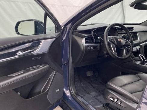 Used 2025 Cadillac XT5 Premium Luxury image 34