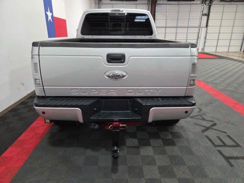 Used 2015 Ford F250 Lariat w/ Lariat Ultimate Package image 20