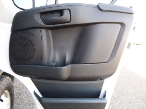 Used 2018 RAM ProMaster 1500 w/ Interior Convenience Group image 18