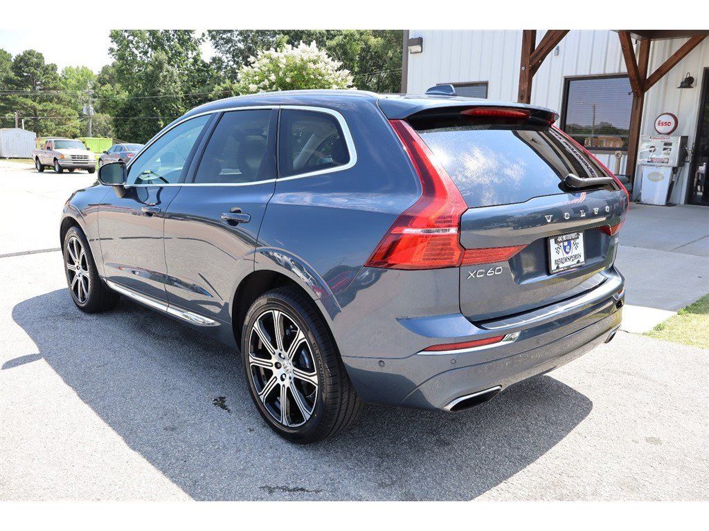 Used 2021 Volvo XC60 T5 Inscription w/ Protection Package Premier AWD/4WD image 3