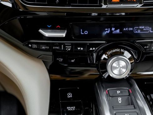 Used 2023 Acura MDX FWD image 22